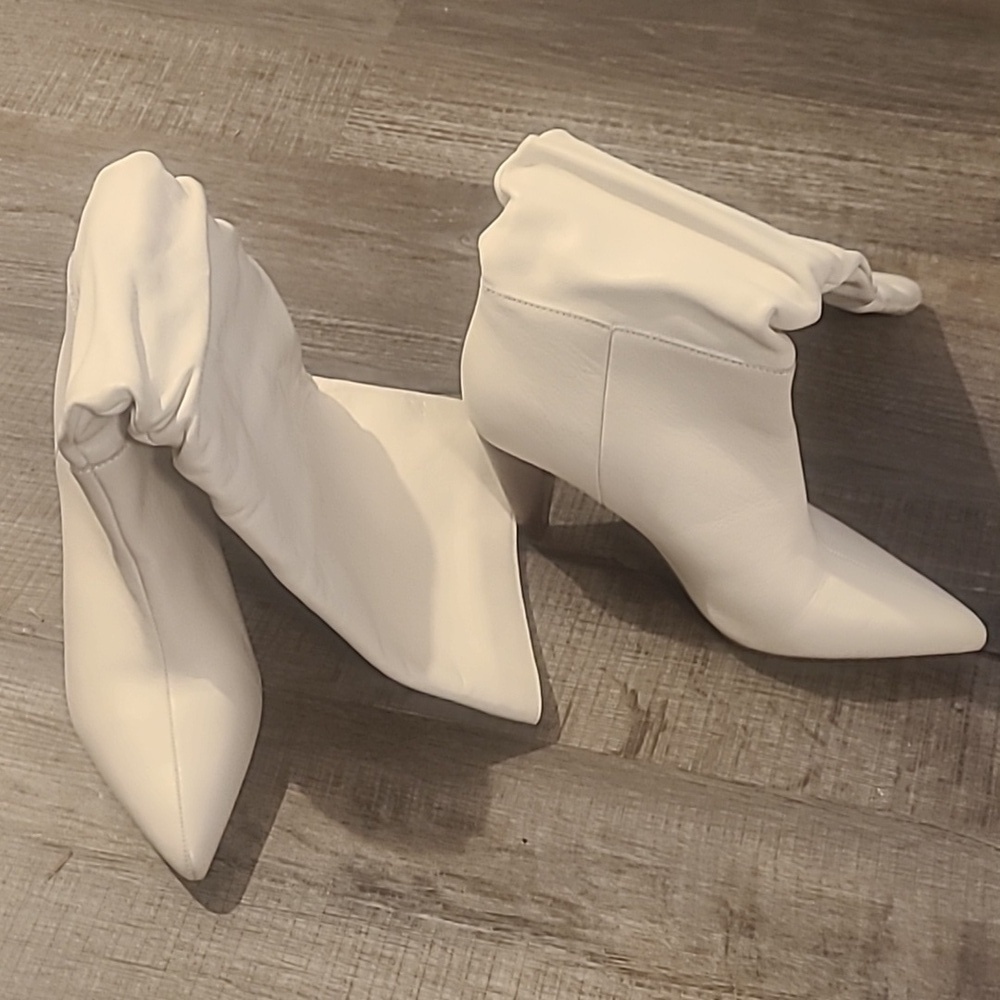 GUC Kensie Kalani Ivory Leather Knee High Boots Soft Slouchy Women's Sz 8M
